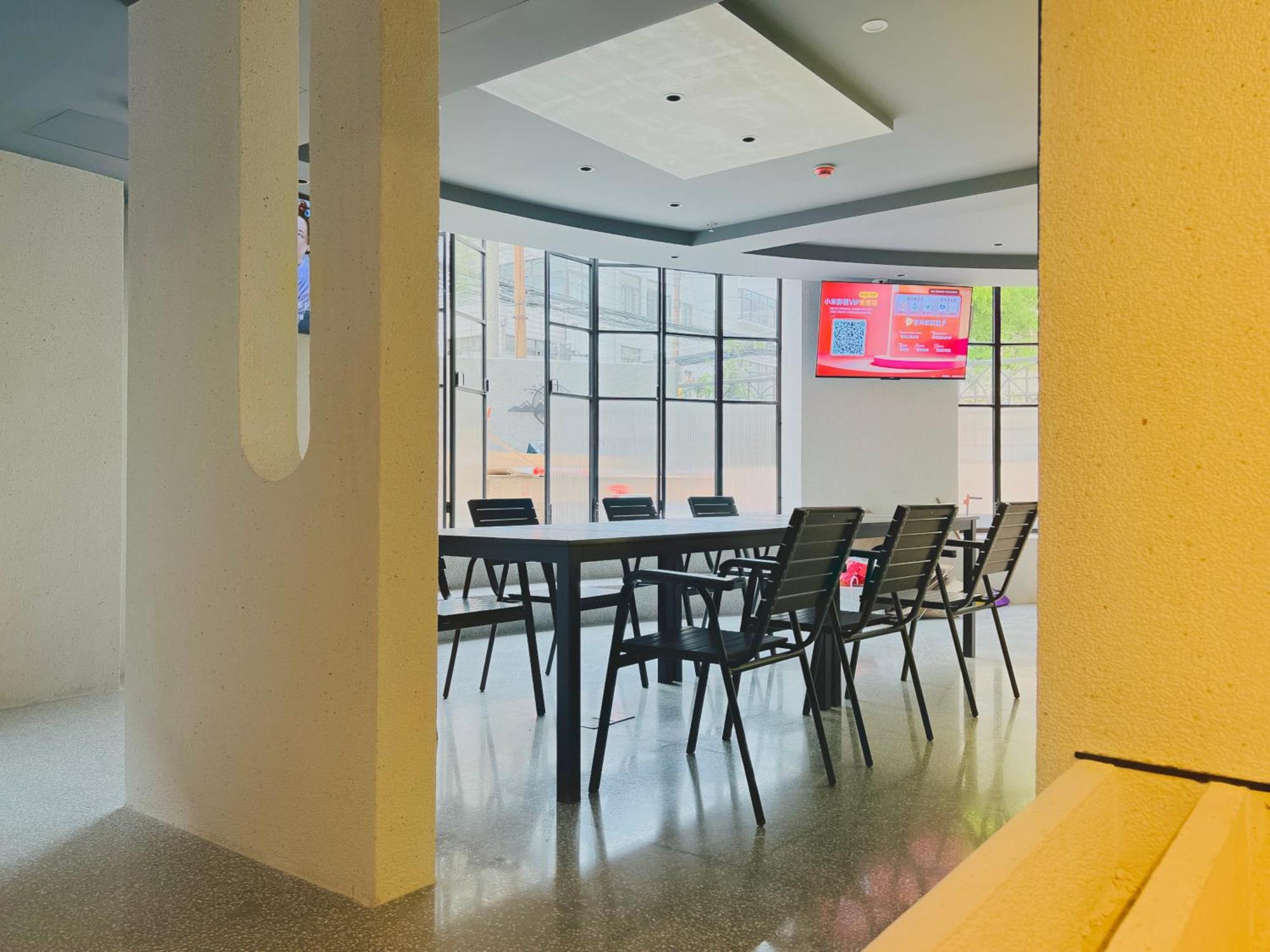 Dayin Garden Hotel -Near People'S Square & Nanjing Road-Large Social Area -Bar -Cafe -Gym -Free Laundry Luggage Storage -24H Front Desk-English Service Шанхай Екстер'єр фото