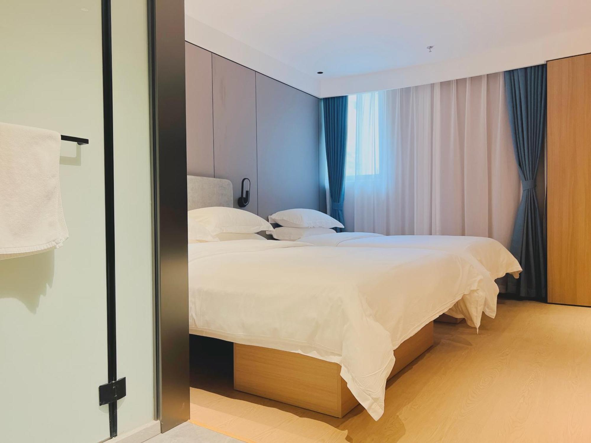 Dayin Garden Hotel -Near People'S Square & Nanjing Road-Large Social Area -Bar -Cafe -Gym -Free Laundry Luggage Storage -24H Front Desk-English Service Шанхай Екстер'єр фото