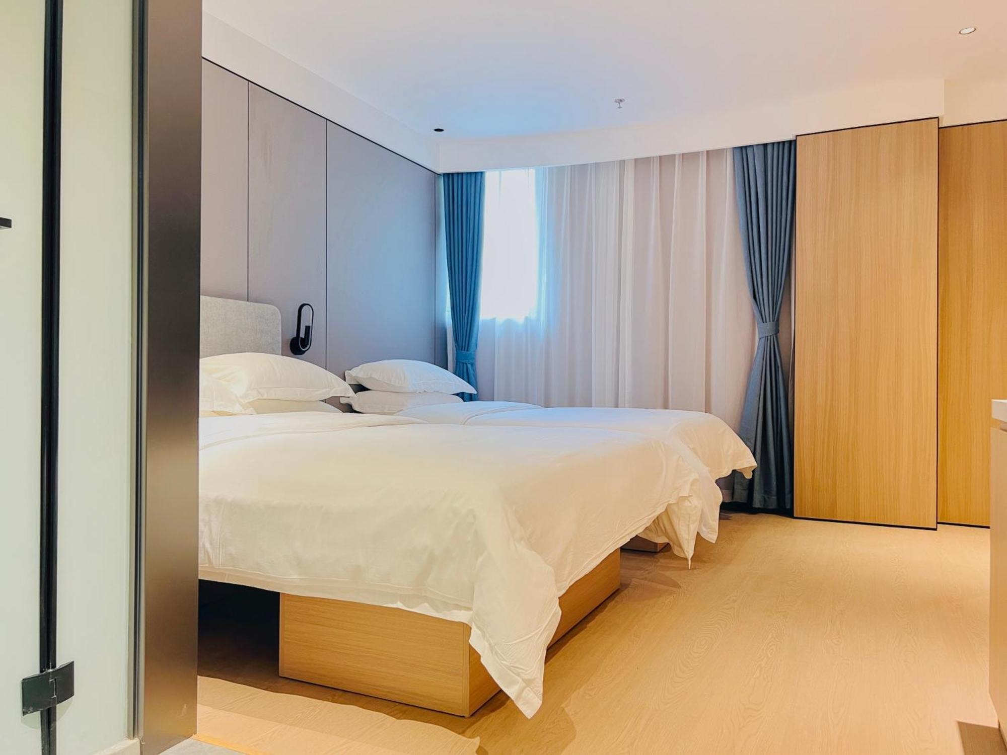 Dayin Garden Hotel -Near People'S Square & Nanjing Road-Large Social Area -Bar -Cafe -Gym -Free Laundry Luggage Storage -24H Front Desk-English Service Шанхай Екстер'єр фото