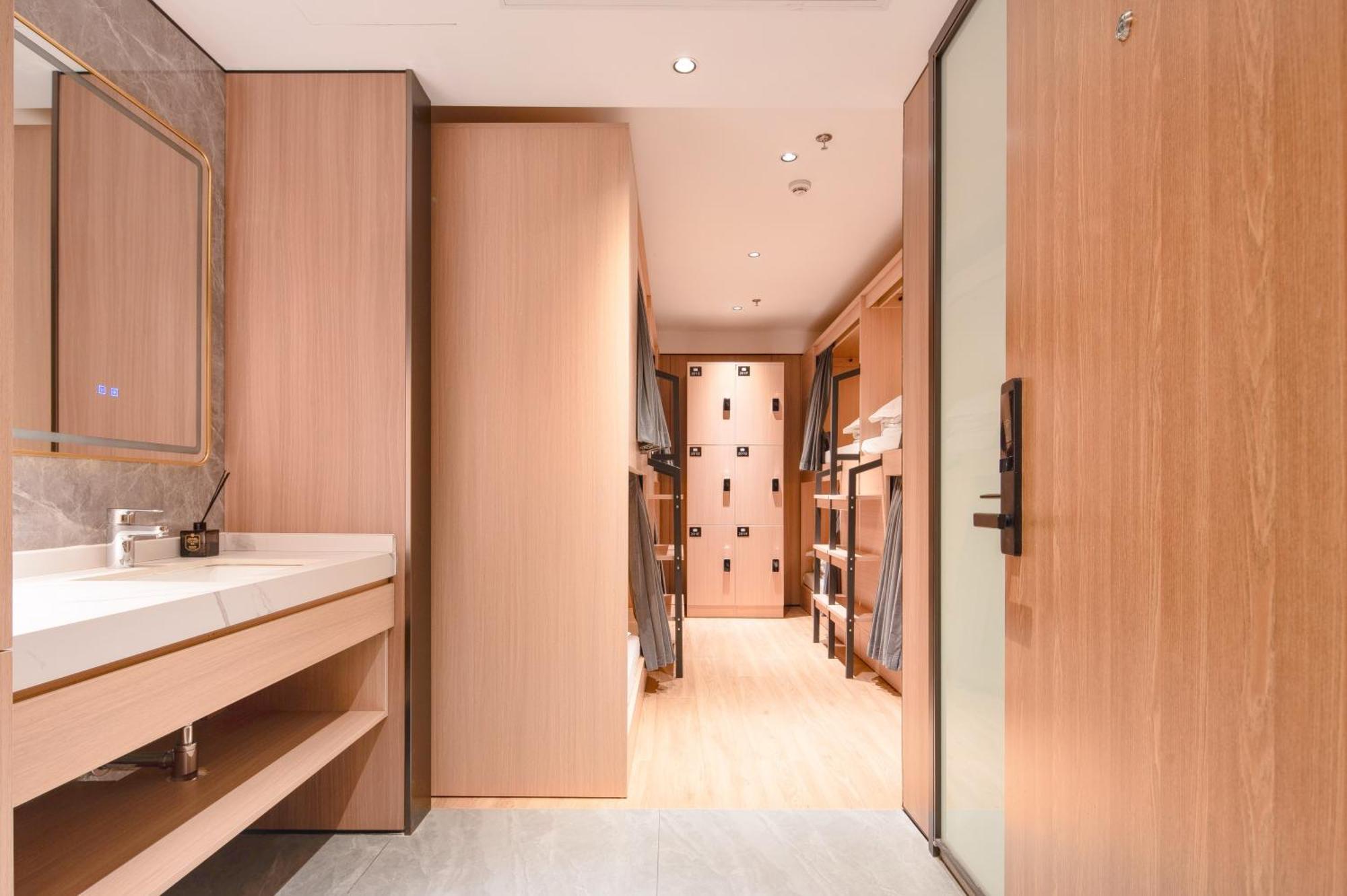 Dayin Garden Hotel -Near People'S Square & Nanjing Road-Large Social Area -Bar -Cafe -Gym -Free Laundry Luggage Storage -24H Front Desk-English Service Шанхай Екстер'єр фото